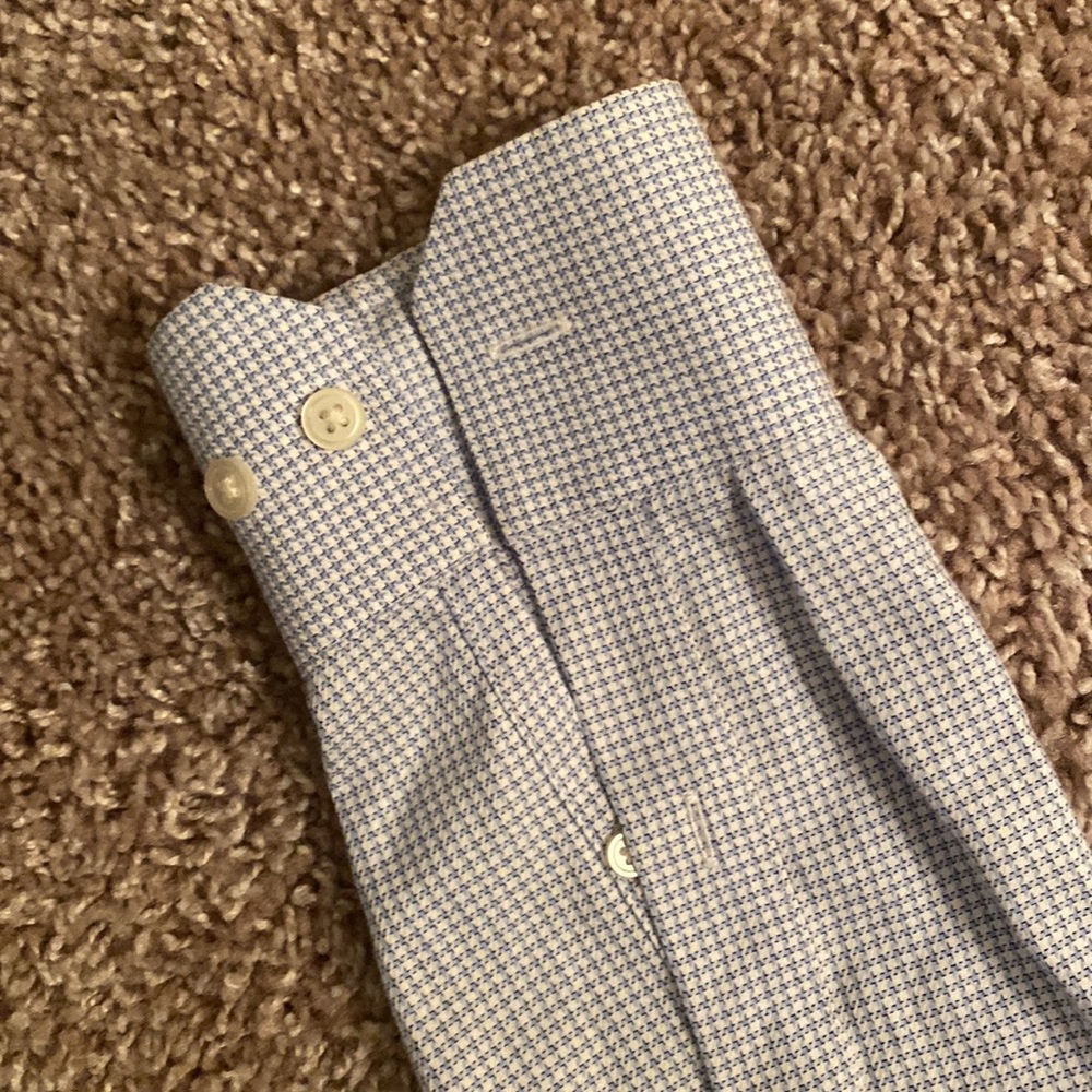 Banana Republic Button Up - Picture 4 of 4